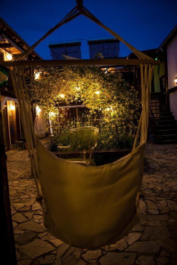 Bazart Vama Veche Hostel Bagian luar foto