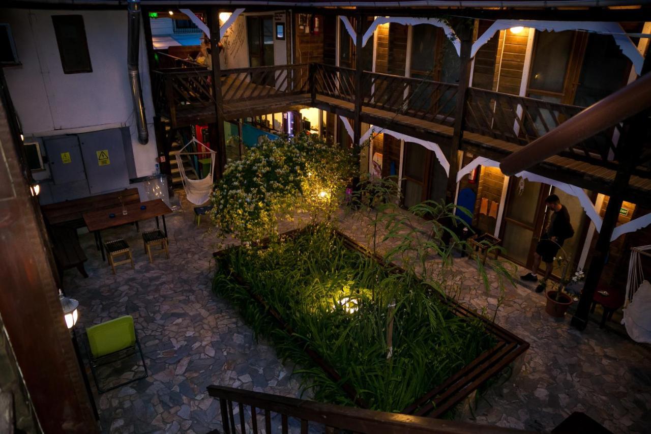 Bazart Vama Veche Hostel Bagian luar foto