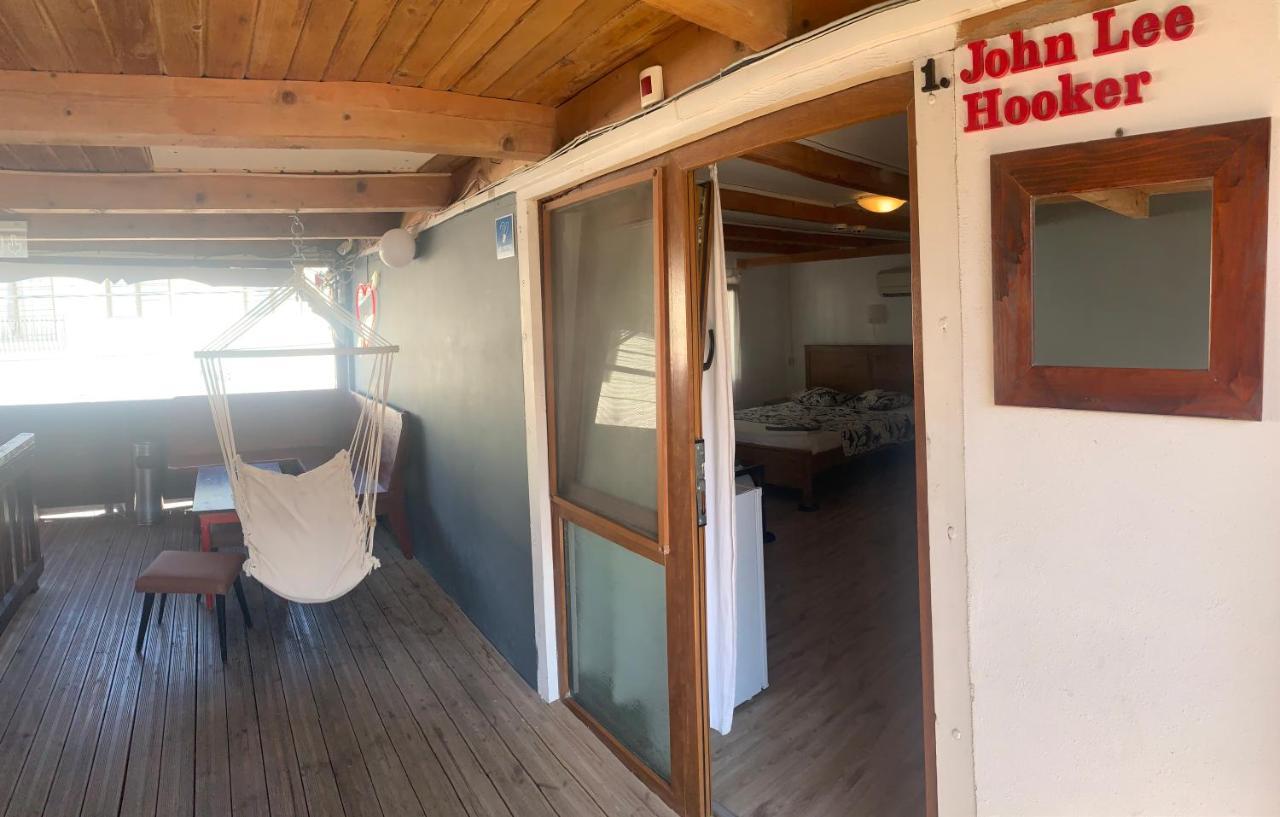 Bazart Vama Veche Hostel Bagian luar foto