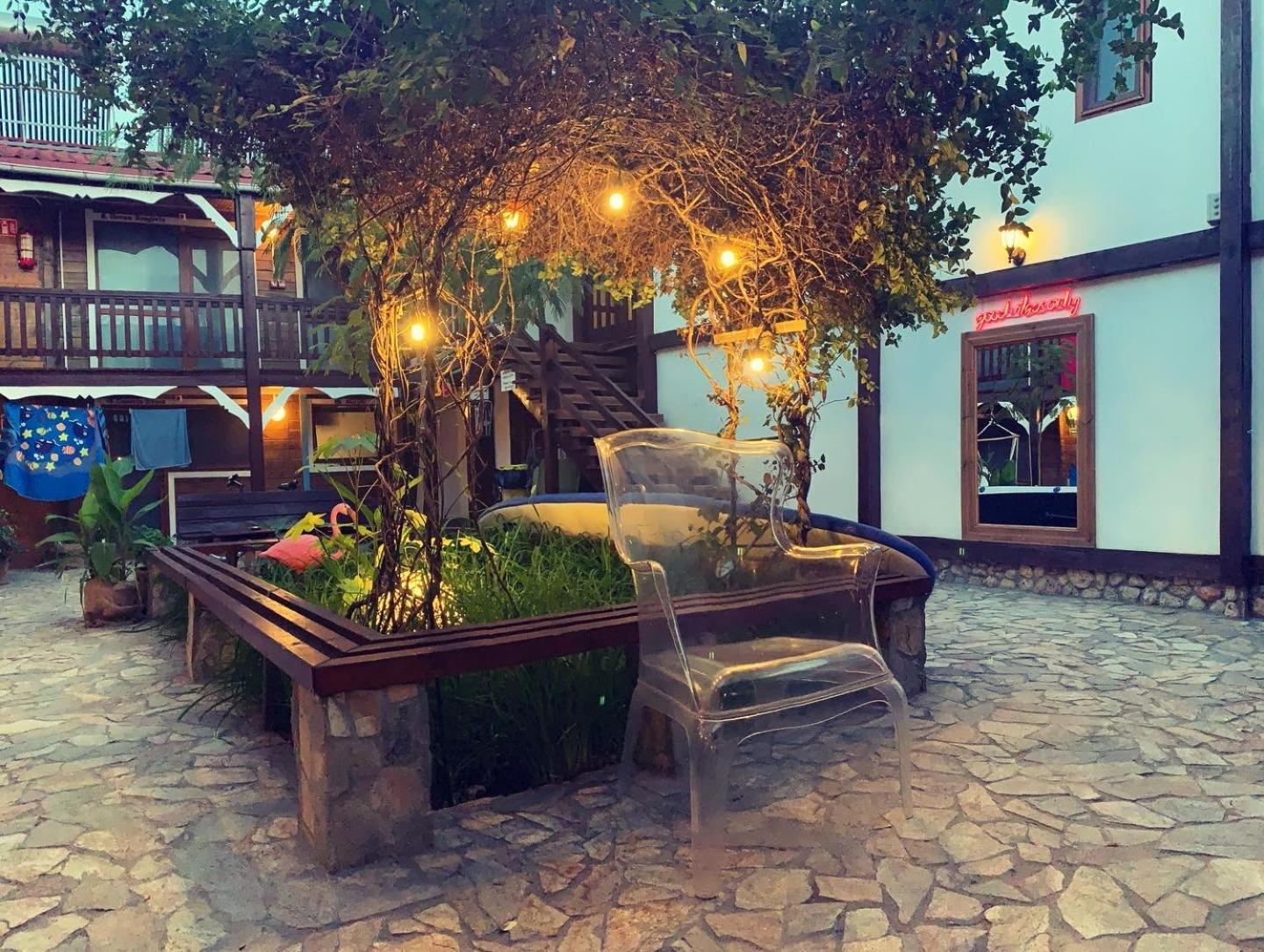 Bazart Vama Veche Hostel Bagian luar foto